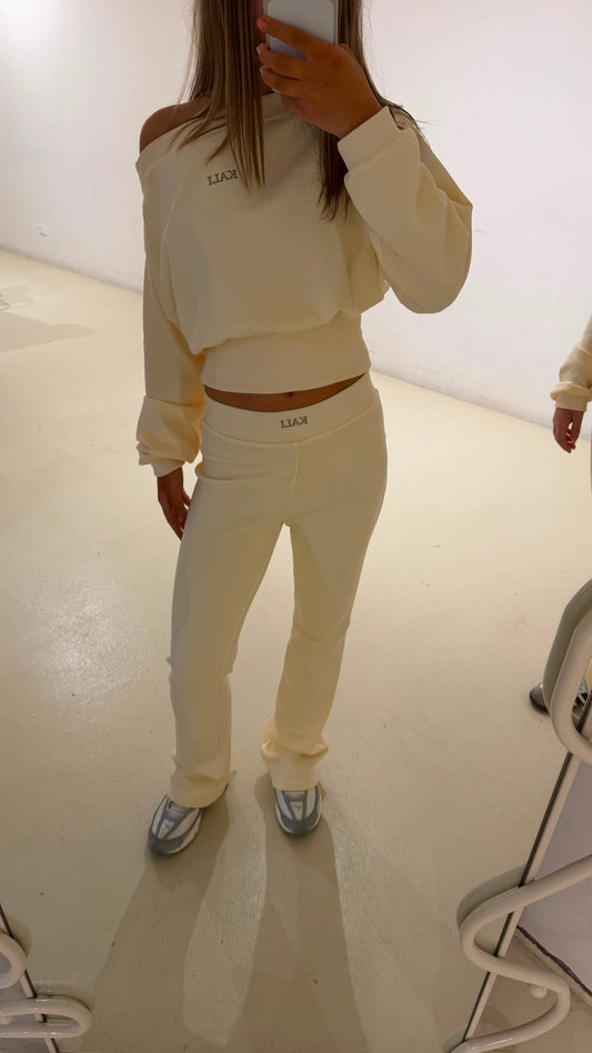 Like A Cloud Off The Shoulder Jumper - Cream